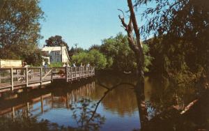 DE - Rehoboth Beach. Lake Gerar, Children's Fishing Pier