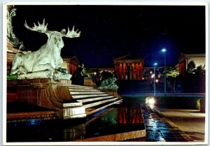 The Philadelphia Museum of Art with Washington Monument - Philadelphia, Penna.