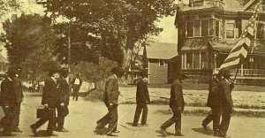 Postcard RPPC View of Grand Old Soldiers with American Flag in Brooks, ME.  Q5