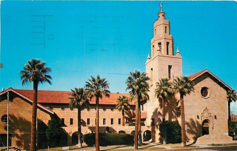 Phoenix ArizonaFirst Presbyterian Church w/Palm Trees1967 Postcard