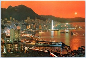 Postcard - Beautiful dusk scene of Victoria - Hong Kong, China