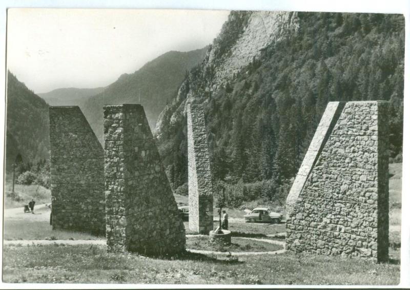 Slovenia, SPOMENIK ZRTVAM TABORISCA na Ljubelju, dated, unused real photo