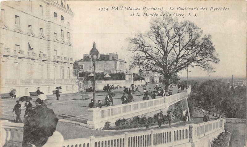 br108461 le boulevard des pyrenees et la montee de la gare pau france ...