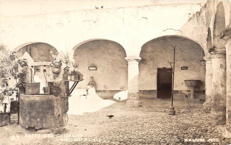 D70/ Monterrey N.L. Mexico Foreign RPPC Postcard c1940s Patio del Obispado