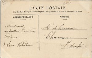 CPA PARIS Un baiser (69859)