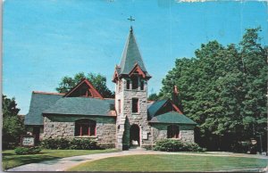 USA Unitarian Church Milford New Hampshire Chrome Postcard 09.31