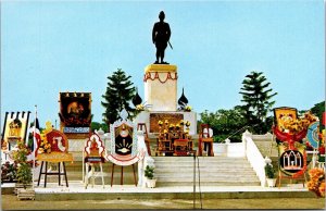 Monument Thai King U Thong Statue Signs PalmTrees Flowers Postcard Unused UNP 