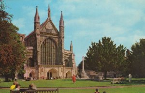 Hampshire Postcard - The West Front, Winchester Cathedral  RS24725