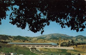 Frank Lloyd Wright Design Marin County  Ca. Postcard 2R5-451 