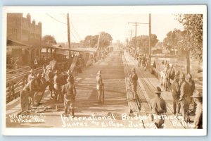 Juarez El Paso Mexico Postcard RPPC Photo International Bridge Battle Horne