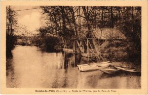 CPA Combs la Ville Bords del'Yerres (1269131)