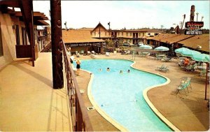 Long Beach, CA California OUTRIGGER INN MOTOR HOTEL Roadside Motel 1969 Postcard