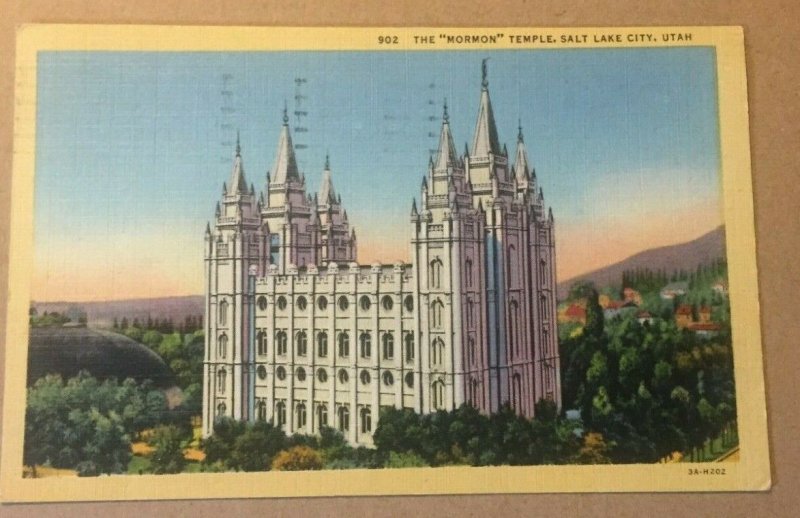 .01 LINEN POSTCARD 1948 USED THE MORMON TEMPLE SALT LAKE CITY UTAH