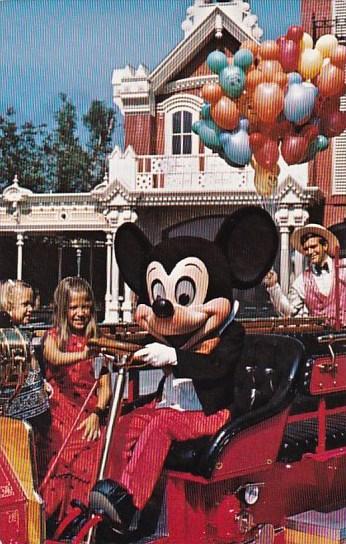 The Chief Firemouse Fire Engine For A Ride Down Main Street U S A  Walt Disne...