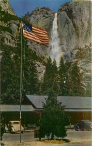 California Yosemite Lodge Fall Automobiles 1949 Western Teich Postcard 21-12910