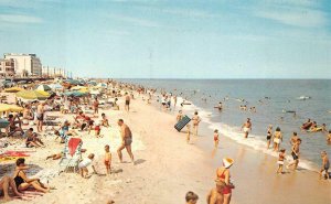 REHOBOTH & DEWEY BEACH DELAWARE GROUPING OF 3 POSTCARDS (1960s-70s)