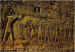 CPM EGYPTE Luxor-Karnak. Relief de Ramses II (343600)