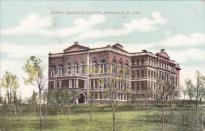 North Dakota Bismarck State Capitol Building