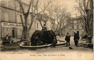 CPA PERTUIS Place et Fontaine de Diane (868991)