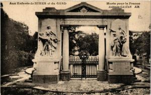 CPA Aux Enfants de NIMES et du Gard Morts pour la France Arch. Castan (581968)