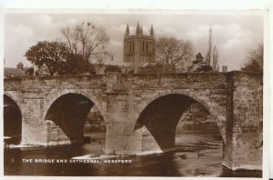 Herefordshire Postcard - Hereford Bridge and Cathedral - RP - Ref TZ3952