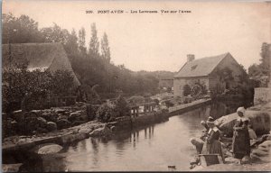 France Pont-Aven Les Laveuses Vue sur l 'Aven Vintage Postcard 09.13