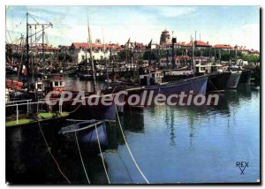 Modern Postcard St Jean de Luz G A Port