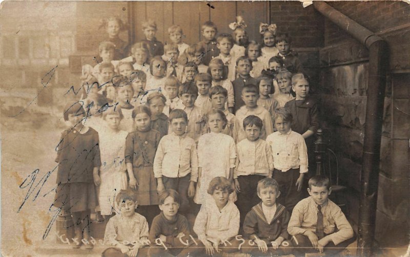 F47/ Cleveland Ohio RPPC Postcard c1910 Clark School Students