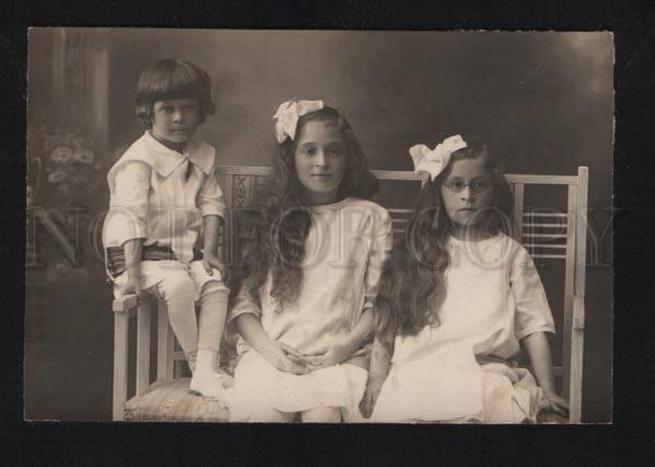 058093 Boy & Girls Sisters JEW Long Hair REAL PHOTO old RARE