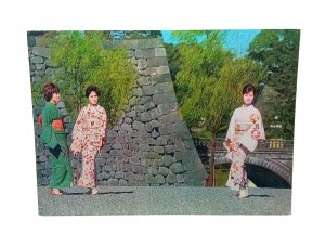 Young Japanese Ladies Wearing Traditional & Western Style Kimonos Vtg Postcard