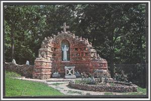 Missouri, Eureka St Francis Grotto Black Madonna Shrine - [MO-034]