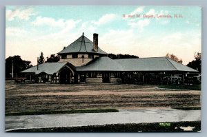 LACONIA NH RAILROAD STATION ANTIQUE POSTCARD RAILWAY DEPOT