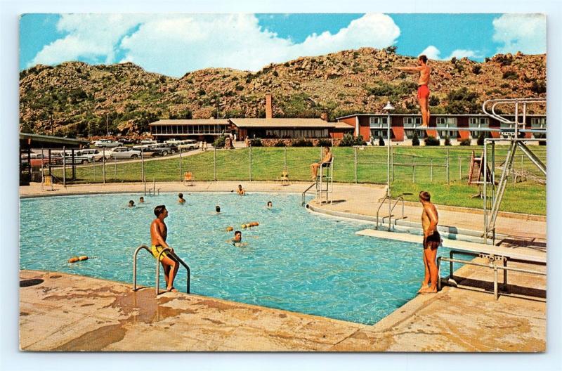 Postcard OK Altus Quartz Mountain Lodge Pool Lake Altus c1950's R72