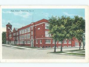 W-Border HIGH SCHOOL SCENE Oskaloosa - Near Pella & Ottumwa Iowa IA E2336