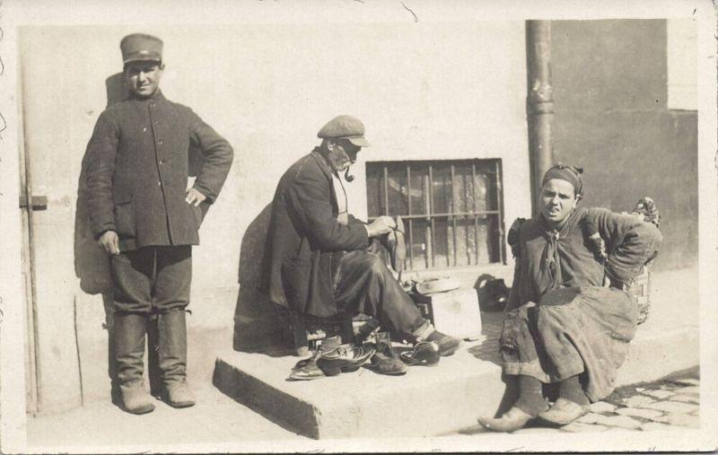 turkey, ISTANBUL, Native Shoemaker (1920s) RPPC