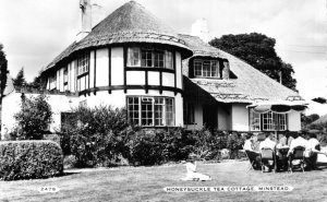 MINSTEAD HAMPSHIRE UK~HONEYSUCKLE TEA COTTAGE-PHOTO POSTCARD