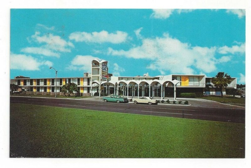 Texas TX Sand and Sea Resort Hotel Corpus Christi Old Cars Standard View Card