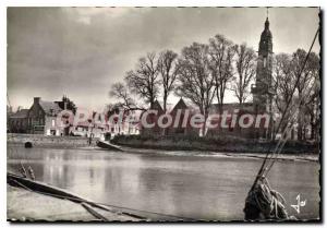 Modern Postcard Le Faou Finistere Pretty view of the parish church of the cen...