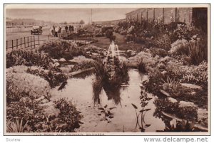 SOUTHSEA , Hampshire , England , 1920-30s ; Lily Pond & Fountain