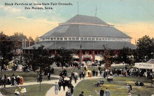Stock pavilion Des Moines, Iowa Postcard