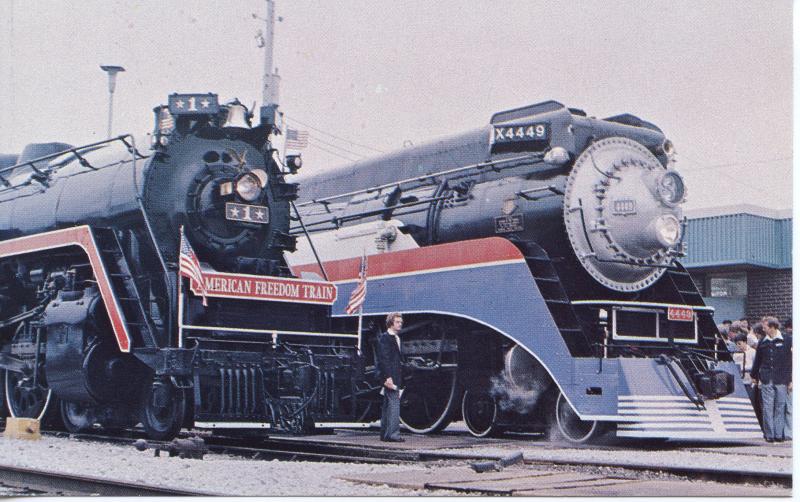 US    PC1048  AMERICAN FREEDOM TRAIN LOCOMOTIVES #1 & 4449