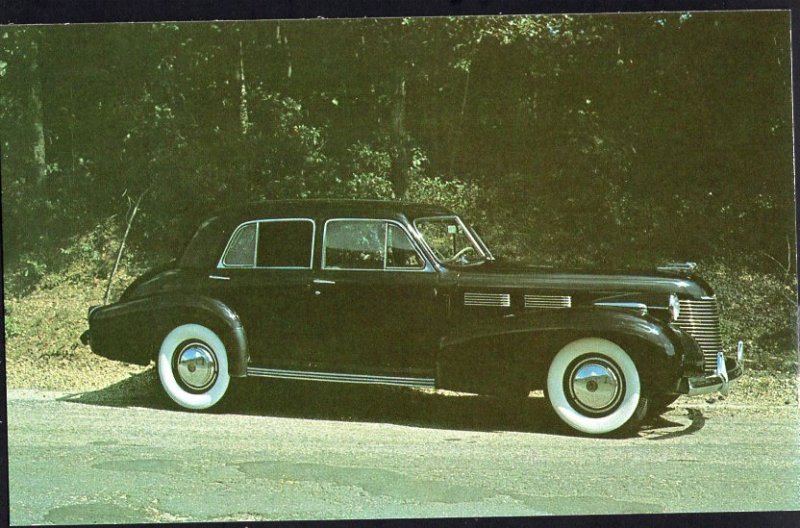 Classic Car Postcard 1940 CADILLAC Imperial Sedan Model 6019SF