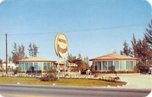 Miami Florida Rotunda Motel Street View Vintage Postcard K64630