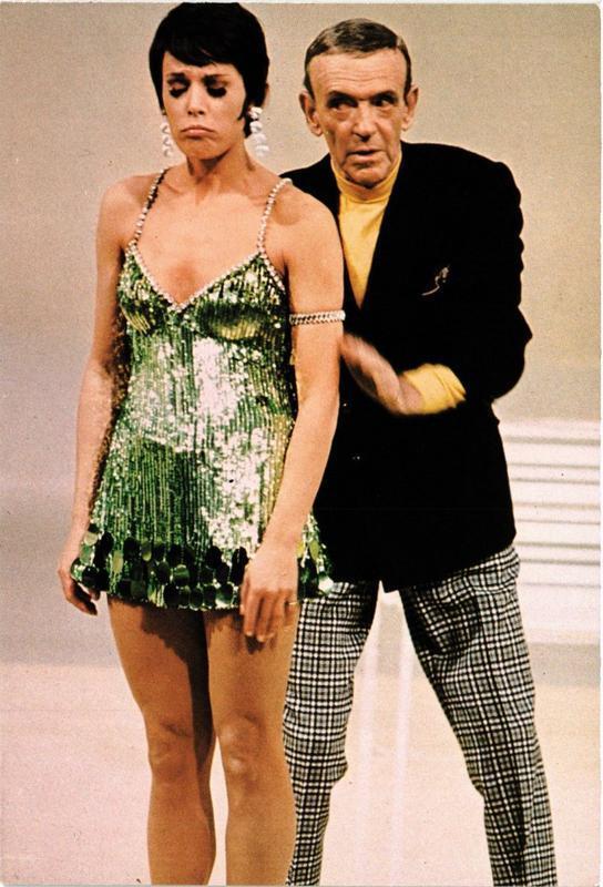 CPM AK Fred Astaire and Juliet Prowse, FILM STAR (717594)