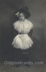 Fur Coat 1910 postal used 1910