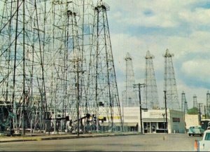 USA Texas Oil Field Kilgore Vintage Postcard 07.71