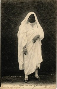 CPA AK Femme arabe riche TUNISIE (1009365)