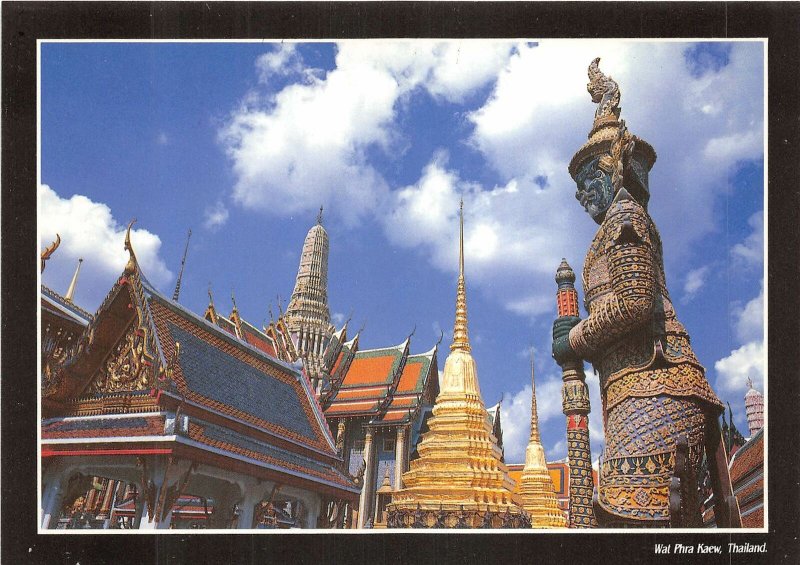 Lot 3 thailand bangkok temple of the emerald budhha giant demon golden pagoda