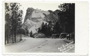 US, Mt. Rushmore, Black Hills, South Dakota.  Old Mint Card 1930's.  Nice.