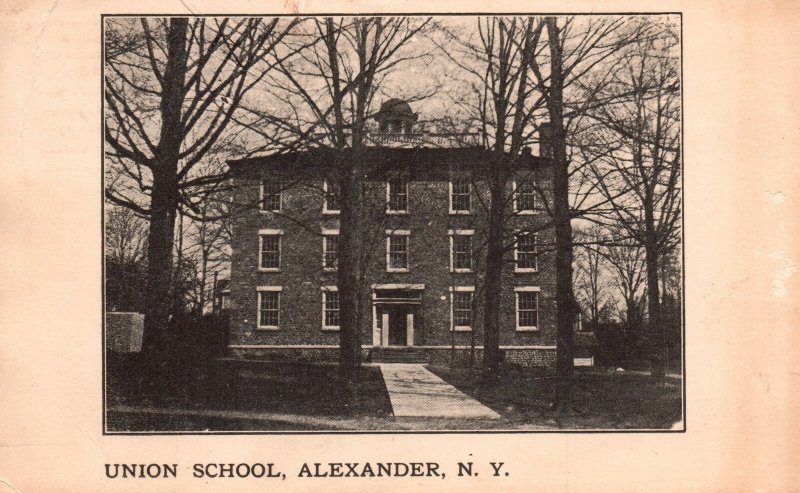 Vintage Postcard 1910's Union School Campus Building Landmark Alexander New York 